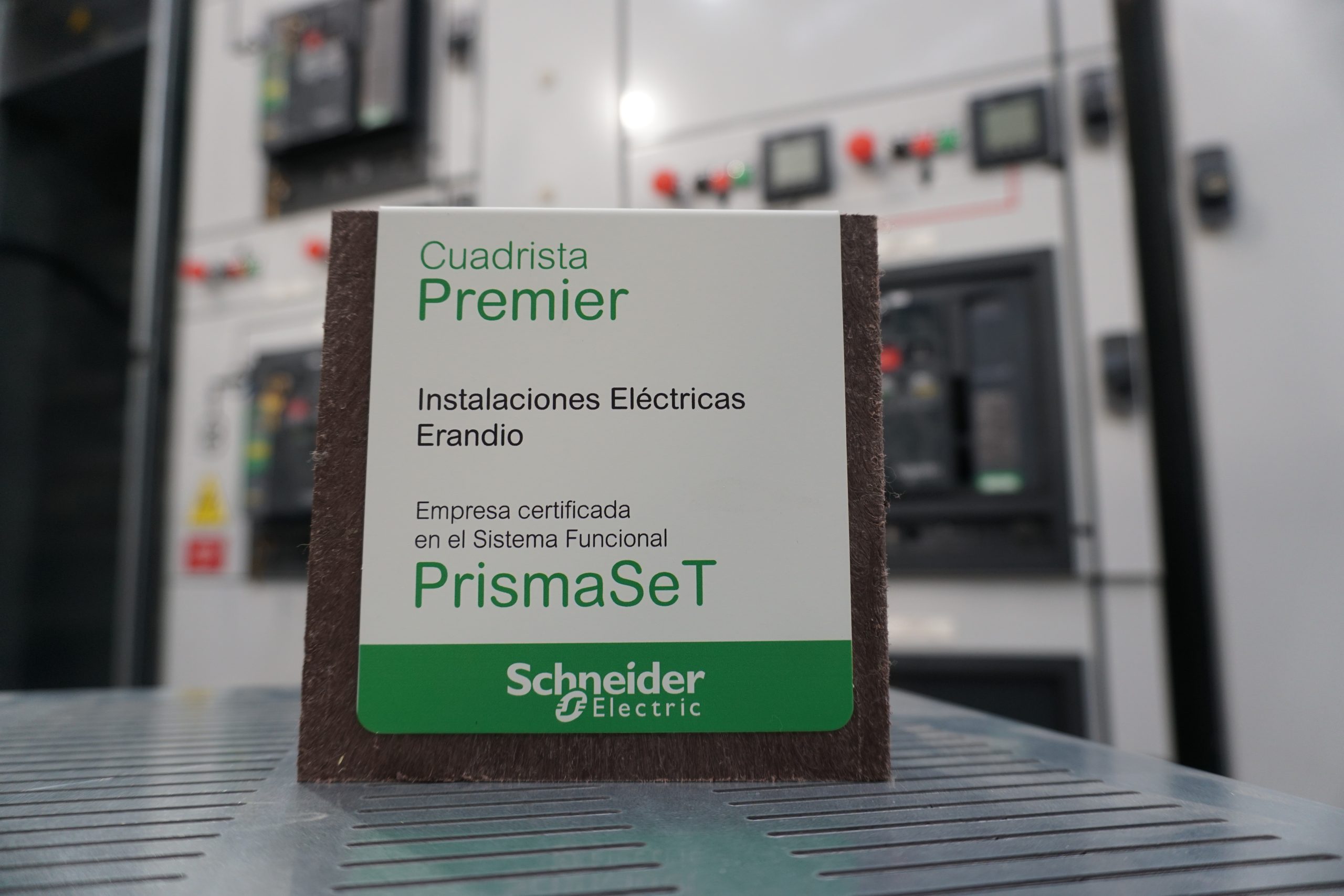 Schneider Electric-Inelsa-Prisma